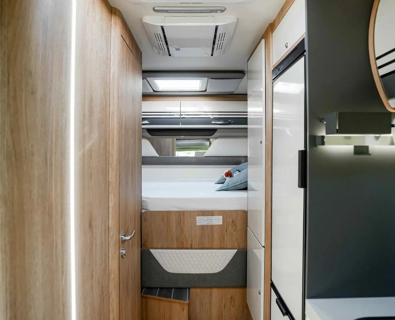 Hotel Camper Istra Pula 0*,  Croacia
